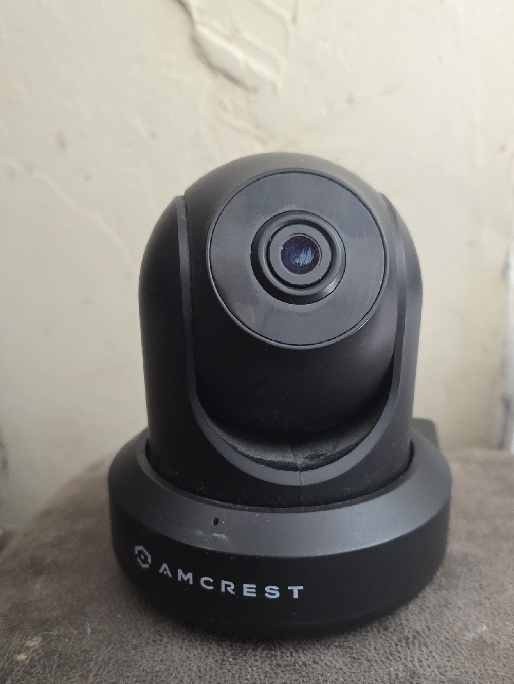 Crest Black PTZ Indoor Dome Webcam with Rotating Lens